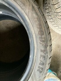 Letné gumy 245/45r18 - 1