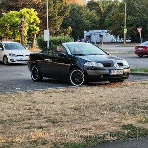 Renault Megane 2 Cabrio karmann 2.0 16V/Spravená hudba