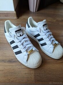 Adidas Superstar