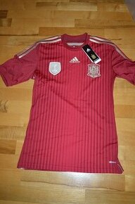 predam uplne nove futbalove tricko ADIDAS Climacool