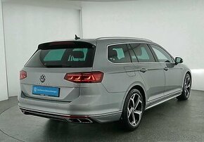 Volkswagen Passat Variant 2.0TDI R-Line Elegance DSG AHK - 1