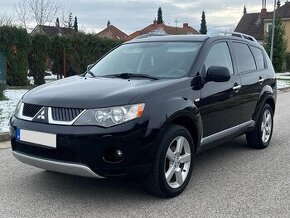 Mitsubishi Outlander 2.2 Di-D Intense+ 4WD / 7-miestne