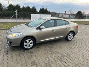 Renault Fluence 1.5dci 78kw - 1. Majiteľ