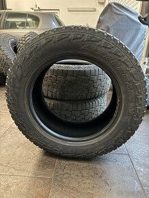 R18 255/60 pirelli scorpion