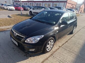 Predám Hyundai i30 1,6 CRDi