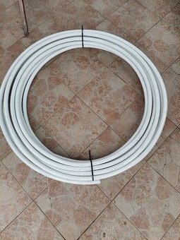 Plasthliníkové potrubie UPONOR MLC UNI PIPE PLUS D25x2,5 mm