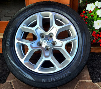 alu R17 5x112, senzory, pneu 215/60, orig. JEEP RENEGADE