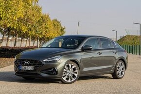 Hyundai i30 Fastback 1.5 T-GDi mHEV iMT Style - 1