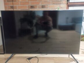 Ultratenký 4K 50" Smart LED TV Samsung UE50TU7172UXXH