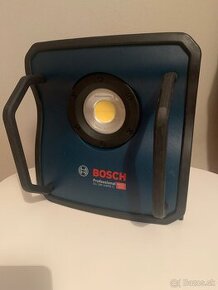 Bosch stavebná akumulatorová lampa GLI 18V- 100000 C/ bez ak