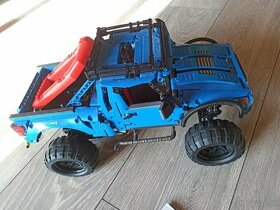 Lego technic Raptor na ovládanie