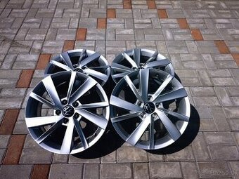 Volkswagen,Seat,Škoda - 5x112 r17