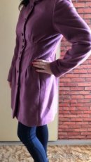 Dámsky fialový kabát