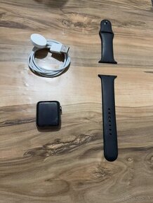 Predám Apple Watch 2 44mm Black Hodinky majú nejaké známky