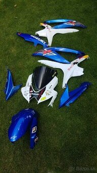 Predám plasty / kapotáž na suzuki gsxr 600 / 750