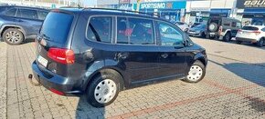 Volkswagen Touran 1,6TDi v 7-miest