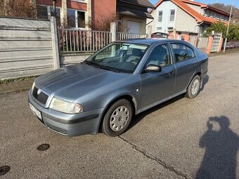 ŠKODA OCTAVIA I 1.6 BENZIN 75 KW 1 MAJITEL KUP V SR