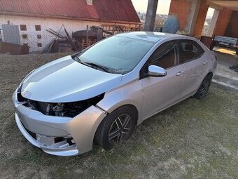 Toyota Corolla 1.6 Valvematic, SR,1.maj, Serv.kniha, Klíma