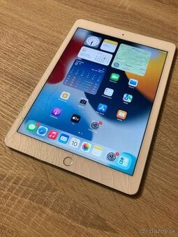 9.7” tablet iPad Air 2 / 64GB Silver prasknutý displej