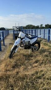 Husqvarna te250i