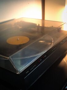 gramofon Denon DP-23F