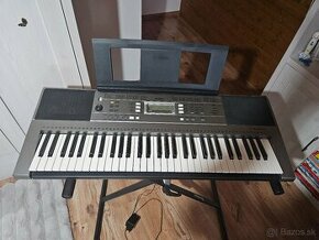 Klavesy Yamaha PSR E353