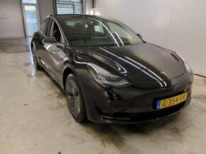 Tesla Model 3 Standard Range Plus - Elektrický - Automatické