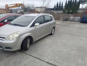 Toyota Corolla Verso 2.2 d