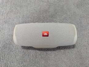 JBL Charge 4 biely