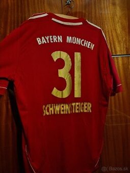 Originálny dres Bayern Mníchov 2011/12 – Schweinsteiger #31