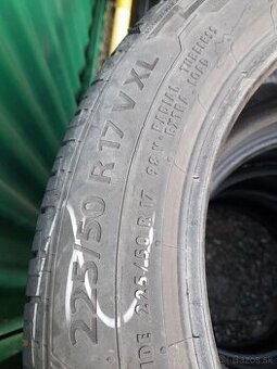 Pneumatiky Barum 225/50R17 V XL