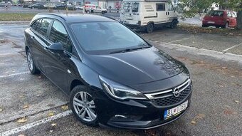 Prenájom auta Opel Astra