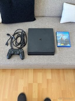 Predám PS4 slim 1 tb