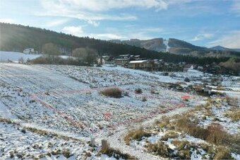 Na predaj pozemok 642 m2 na výstavbu chaty vo Valči pri Snow