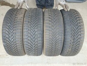 185/55R15 zimné pneu + disky Mercedes A