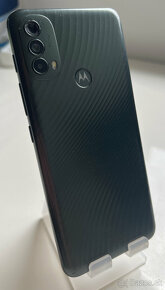Motorola Moto E40 (model XT2159-3) na diely