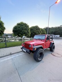 Jeep Wrangler - 1