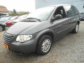 Chrysler Voyager 2.8 CRD SE 7 MIESTNE A/T - AJ NA SPLÁTKY