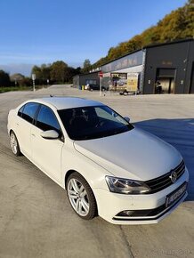 Volkswagen Jetta 2.0 tdi Highline 2014 bluemotion