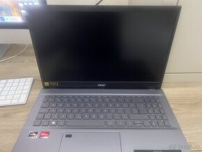 predám notebook acer