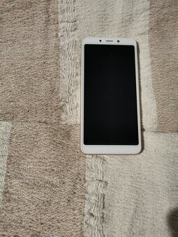 Xiaomi redmi 6a zlatý v celkom peknom stave na náhradné diel