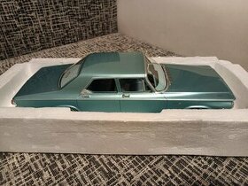 MODEL Chrysler New Yorker Newport Sedan BoS Models 1:18