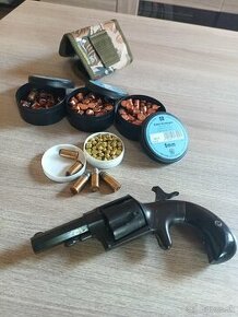 Historický revolver cal.38/9mm..