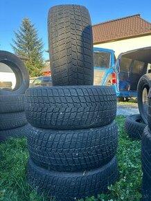 Predam 235/50 R18 zimne pneumatiky