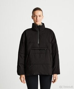 SKVELÁ PRIMALOFT BUNDA značky OYSHO, PC 90 EUR