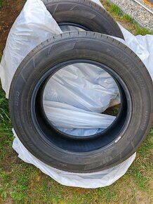 DUNLOP 235/60 r18