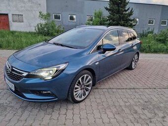 Opel Astra kombi Sport Tourer 1.6 CDTi 118kw BiTurbo