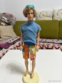 Barbie Beach Fun Blaine Doll Ken