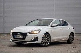 HYUNDAI i30 Fastback 1.4 T-GDi 103kW 2019 Odpoočet DPH - 1