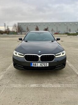 BMW 530d xDrive Touring Sport Line / 1. majiteľ / CZ pôvod